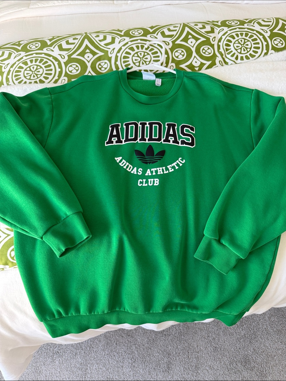 Like new Adidas oversized crewneck